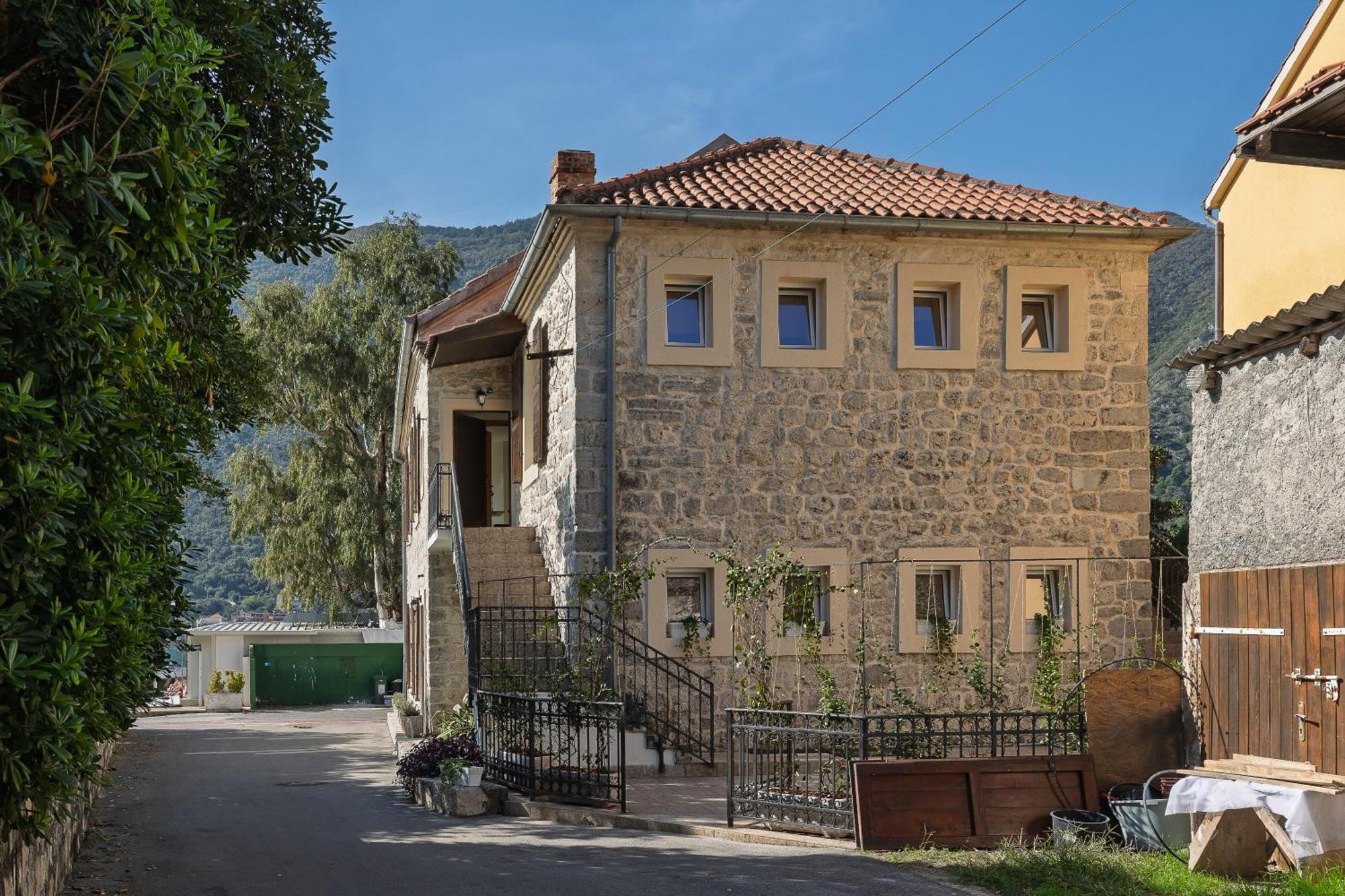 Verdi Kotor Kültér fotó