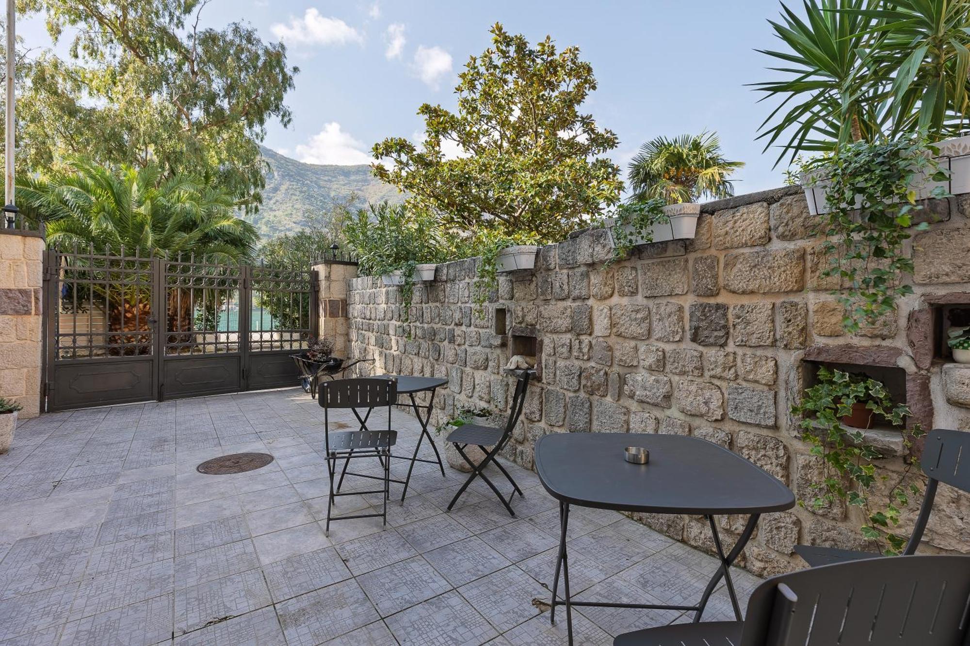 Verdi Kotor Kültér fotó