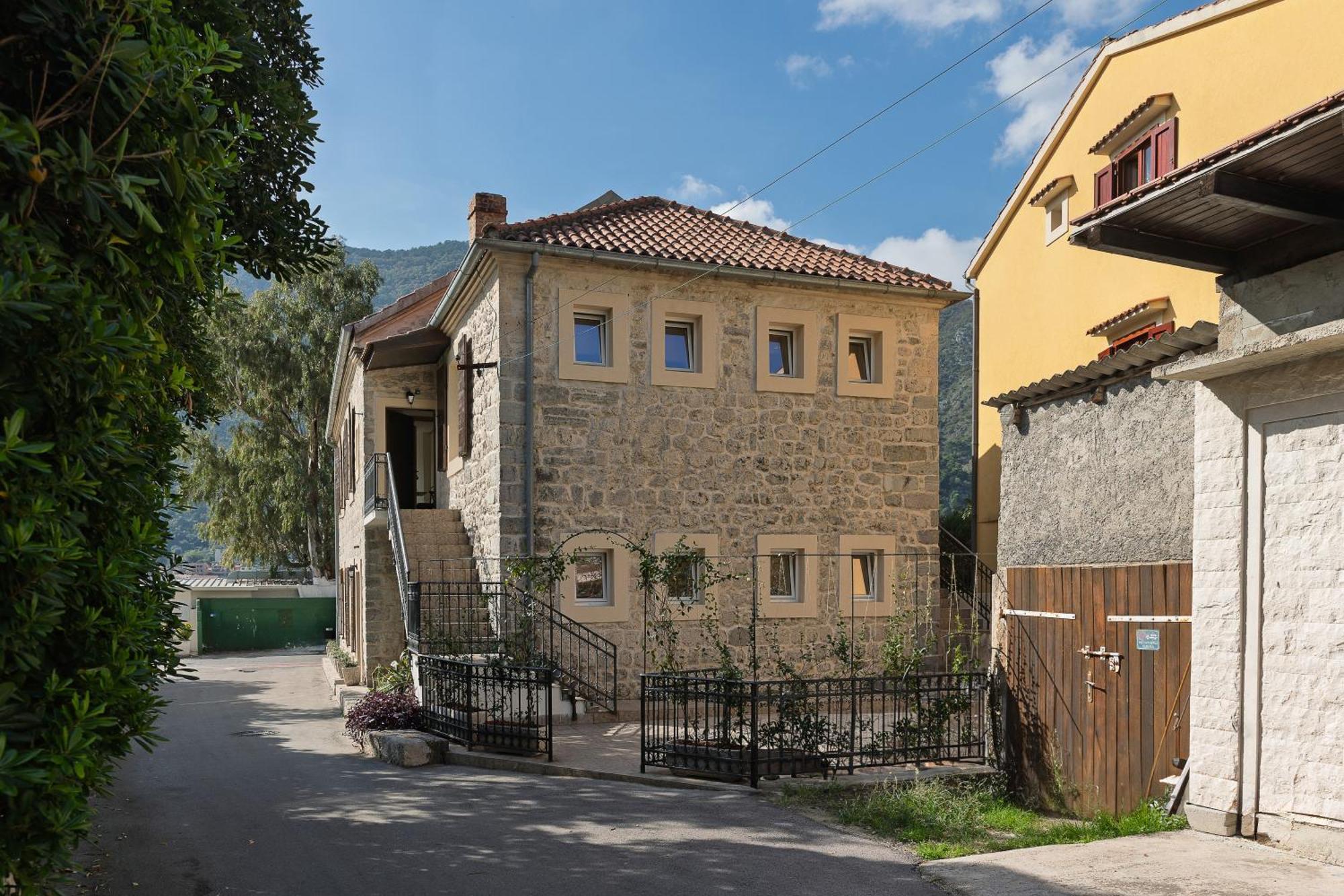 Verdi Kotor Kültér fotó